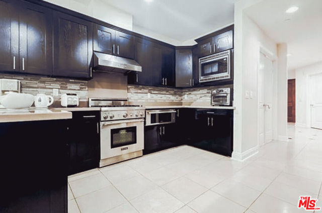 Image 12 of 25 For 4848 Wilshire Boulevard 102