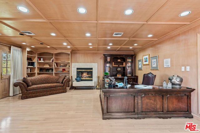 2103 N Hobart Boulevard, Los Angeles CA: https://media.crmls.org/mediaz/08d3272b-43b6-4ced-a85b-fdd8937f5978.jpg