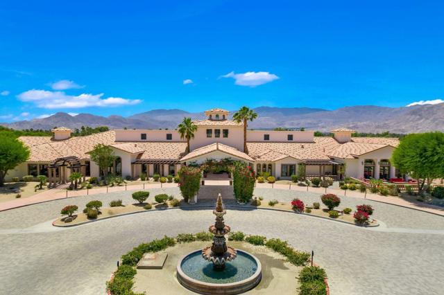2802 Via Calderia, Palm Desert CA: https://media.crmls.org/mediaz/08d40922-5ec4-4270-a87b-dbd6d4cc4a8e.jpg