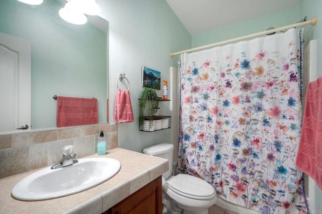 18218 Paradise Mountain Rd Spc 80, Valley Center CA: https://media.crmls.org/mediaz/08d4482c-1311-47f5-b21c-6ed630f956b1.jpg