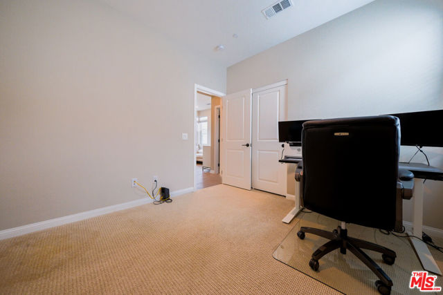 1681 Whitmore Loop, Chula Vista CA: https://media.crmls.org/mediaz/08d5151f-b256-4b93-9dfb-9a623a9d9b72.jpg