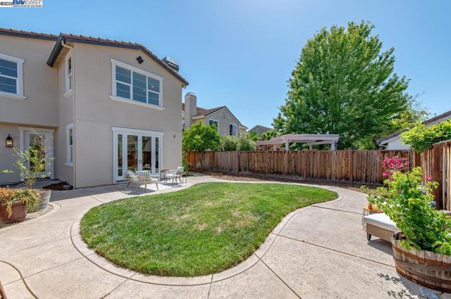 5640 Carnegie Way, Livermore CA: https://media.crmls.org/mediaz/08d5a649-4104-41b5-8c02-7defc11a69a1.jpg
