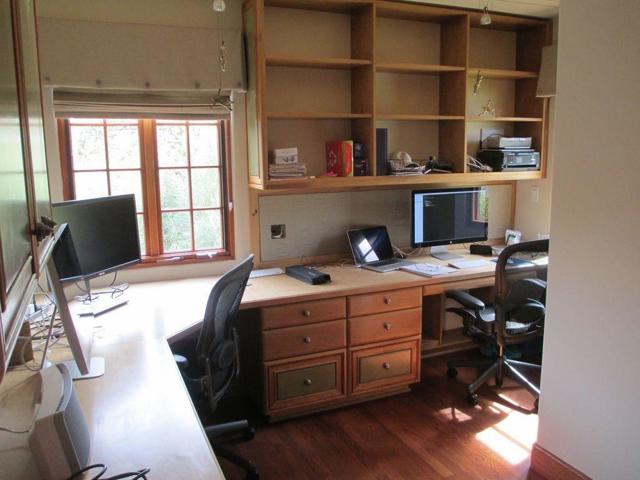 467 Tennyson Avenue, Palo Alto CA: https://media.crmls.org/mediaz/08d690fc-4745-45b6-9ad9-b8e1802390e2.jpg