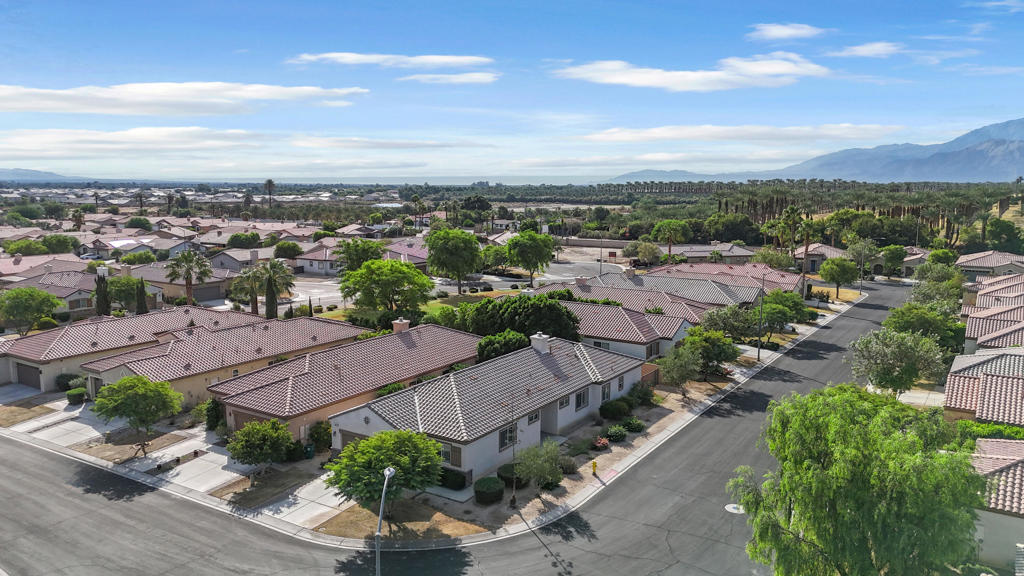 MLS #219136872DA image #2