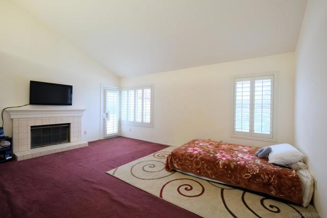 13796 Sparren Ave, San Diego CA: https://media.crmls.org/mediaz/08d7fc09-f482-48d3-9c59-b020f48294a1.jpg
