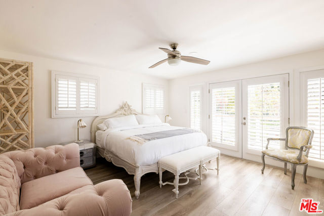 3739 Barry Avenue, Los Angeles CA: https://media.crmls.org/mediaz/08d80718-34f8-44a2-8d79-e561a3cc0835.jpg
