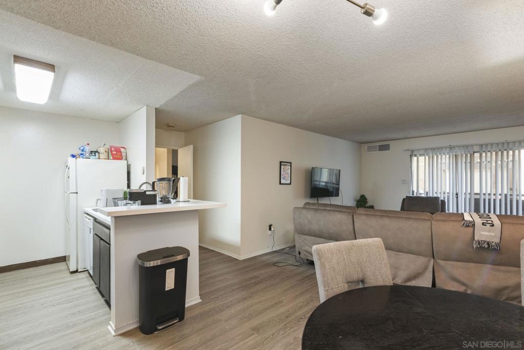 1615 Hotel Circle - photo 5