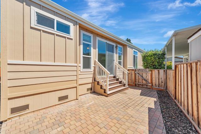1085 Tasman Drive, Sunnyvale CA: https://media.crmls.org/mediaz/08d95a18-4dd1-4737-9d58-3129c2bd745e.jpg