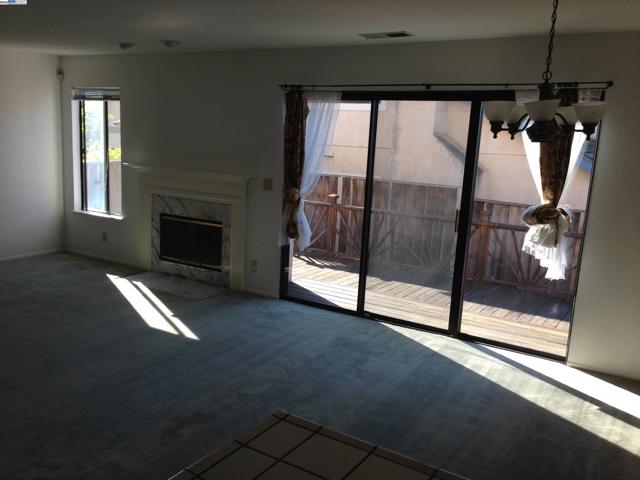 21164 Timco Way, Castro Valley CA: https://media.crmls.org/mediaz/08da3b1e-c93c-4981-8cb1-f7d92fa049c4.jpg
