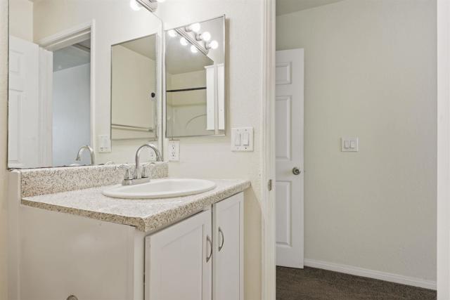Detail Gallery Image 6 of 32 For 3285 Ocean View Blvd #22,  San Diego,  CA 92113 - 3 Beds | 2 Baths