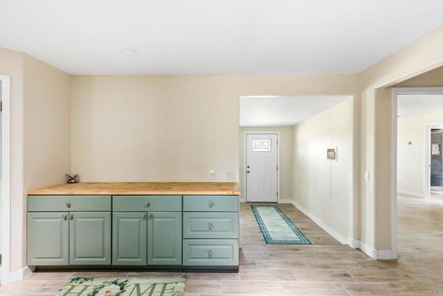 30578 Chihuahua Valley Road, Warner Springs CA: https://media.crmls.org/mediaz/08dcbb4d-9dac-408f-84d5-e2e6c422d575.jpg