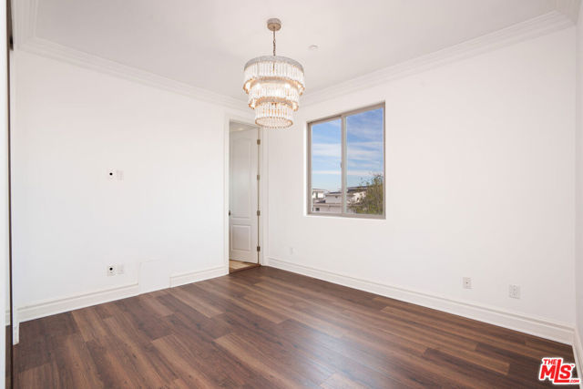 2005 Robinson Street, Redondo Beach, California 90278, 4 Bedrooms Bedrooms, ,3 BathroomsBathrooms,Residential,For Sale,Robinson,26638819