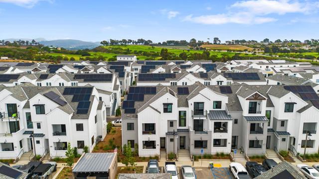 1400 Anacona Place, Encinitas CA: https://media.crmls.org/mediaz/08ddc80c-796b-43f8-b3c9-4b9f4bda4c3a.jpg