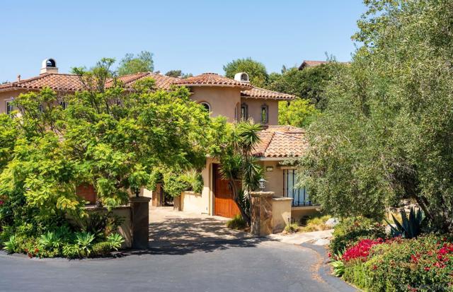 14522 Las Haciendas, San Diego CA: https://media.crmls.org/mediaz/08de0e6c-3fde-48be-a6ab-e1da82075b33.jpg