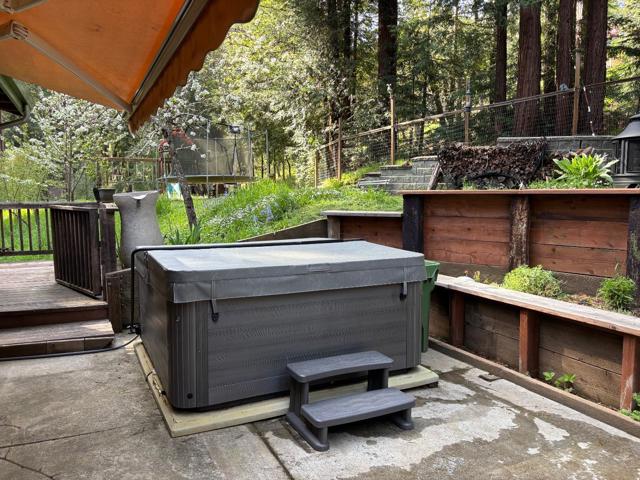 450 Bernstein Drive, Boulder Creek CA: https://media.crmls.org/mediaz/08df3c85-f699-4500-a1aa-4c21e5626121.jpg