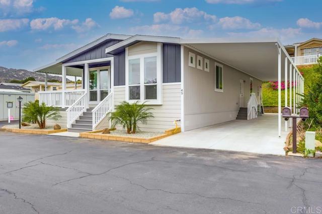 4650 Dulin Road, Fallbrook CA: https://media.crmls.org/mediaz/08dff1b9-a0ab-4a6d-805b-c7e2caeda3c1.jpg