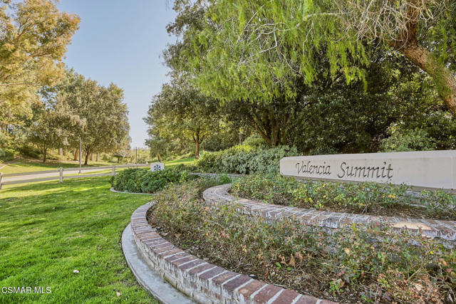 24145 Del Monte Drive, Valencia CA: https://media.crmls.org/mediaz/08e01101-341c-4e3b-aa37-cc046a55d1e7.jpg