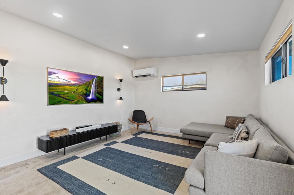 MLS #219136068PS image #12