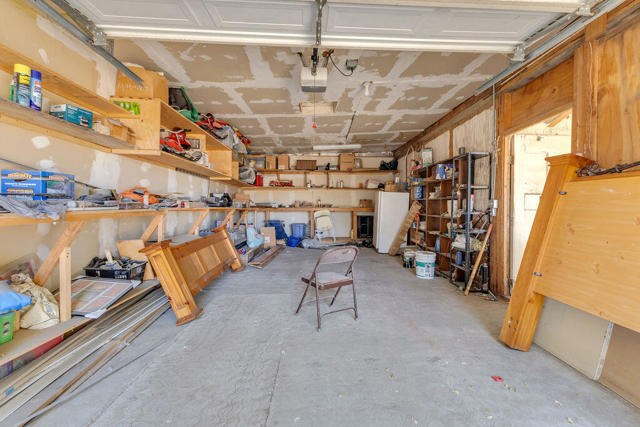 50351 Monroe Street, Indio CA: https://media.crmls.org/mediaz/08e043f5-243f-48b7-a3b2-de11975b124f.jpg