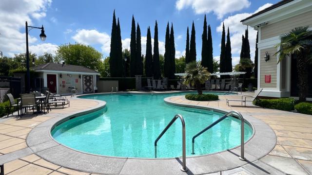 2671 Glen Echo Lane, Manteca CA: https://media.crmls.org/mediaz/08e04ced-7766-4fa0-a529-d0eb7937ce1b.jpg