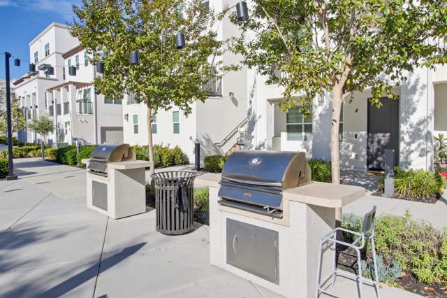 Detail Gallery Image 47 of 64 For 1455 Banahaw Way #6,  Chula Vista,  CA 91915 - 3 Beds | 2/1 Baths