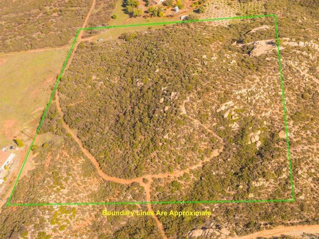 0 Painted Rock Road, Ramona CA: https://media.crmls.org/mediaz/08e23aa6-1ae7-464a-909f-e5ae72eb952b.jpg