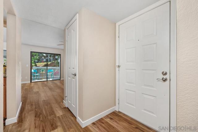 15048 Avenida Venusto, San Diego CA: https://media.crmls.org/mediaz/08e2b5fc-d17d-4504-8f1b-9fadaaea7928.jpg