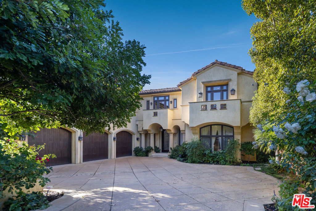 2157 Ravensfield Lane
