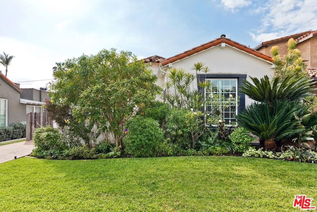 9124 Beverlywood Street