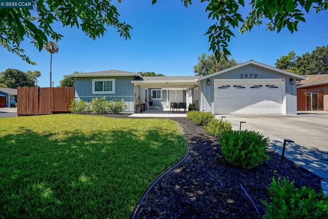 3979 Beechwood Court, Concord CA: https://media.crmls.org/mediaz/08e50a66-507d-4ffc-a849-7d32e77ba115.jpg