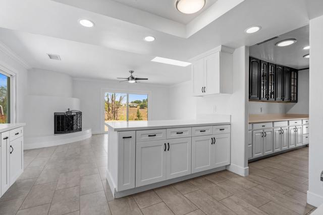 Detail Gallery Image 13 of 64 For 1838 Acacia Ln, Fallbrook,  CA 92028 - 6 Beds | 3 Baths