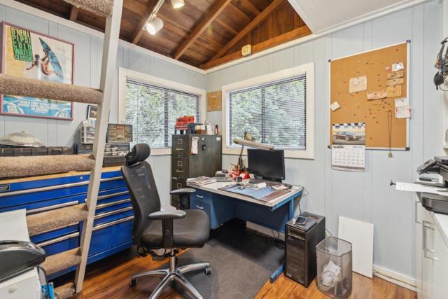495 Primavera Road, Boulder Creek CA: https://media.crmls.org/mediaz/08e8640a-4801-4b5b-8131-59f8a26af387.jpg