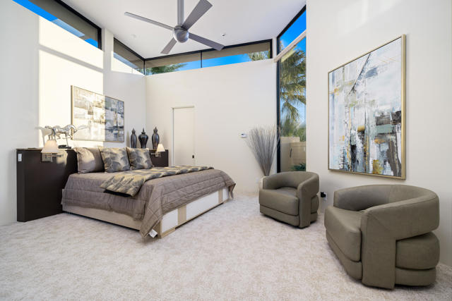 79525 Tom Fazio N Lane, La Quinta CA: https://media.crmls.org/mediaz/08e86880-f458-41fc-91ca-ee4174ad4cca.jpg