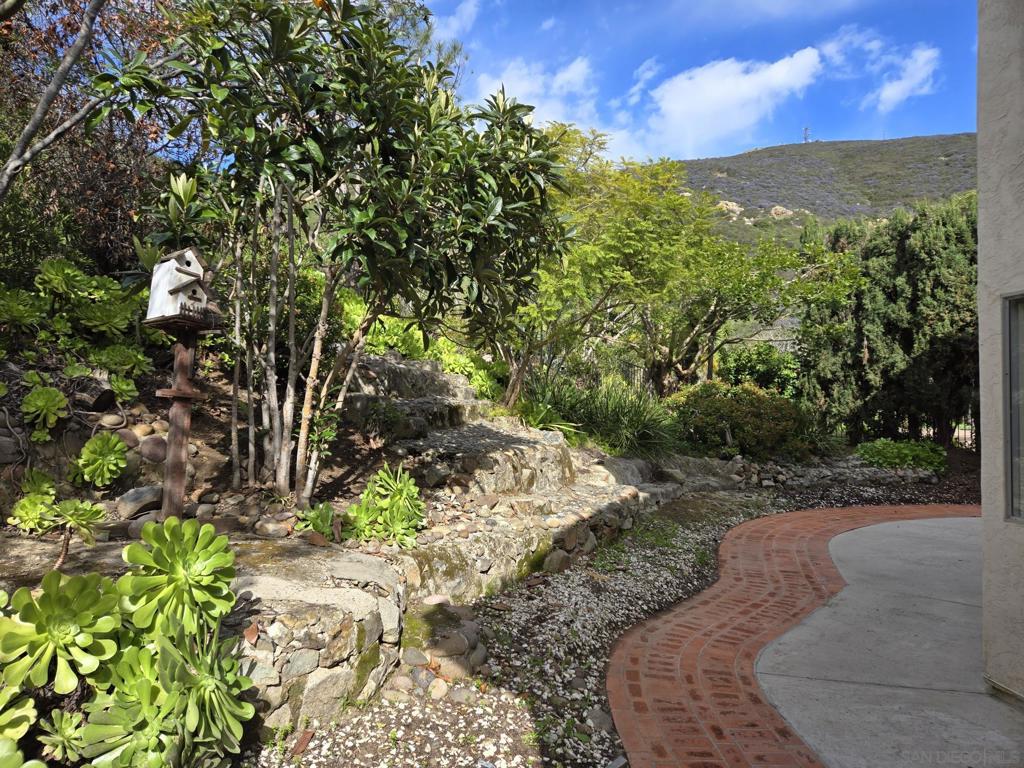 9480 Maler Rd - photo 15