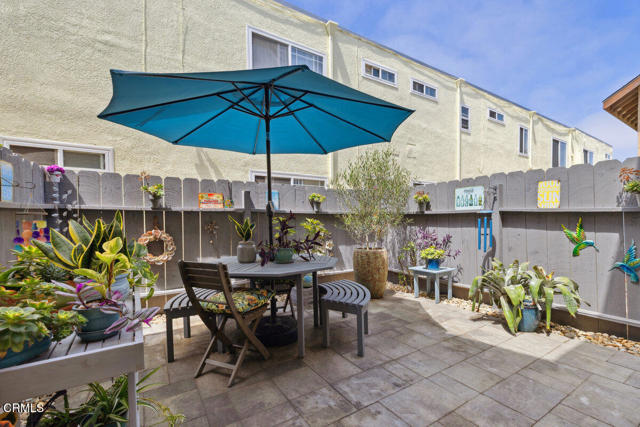 Detail Gallery Image 19 of 42 For 5205 W Wooley Rd #2,  Oxnard,  CA 93035 - 2 Beds | 1/1 Baths