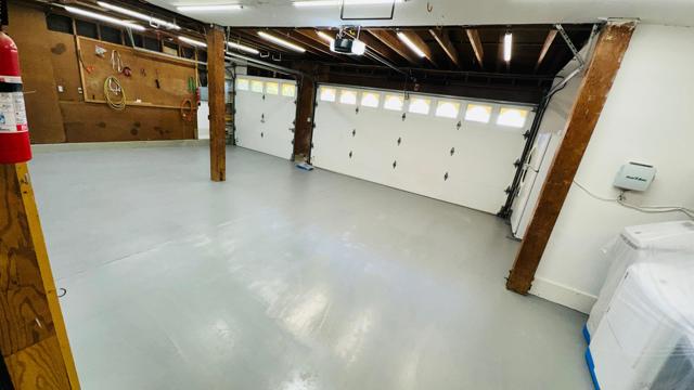 5476 Castle Hills Dr, San Diego CA: https://media.crmls.org/mediaz/08eb2e39-6e22-4e21-a2f9-775d82f442ff.jpg