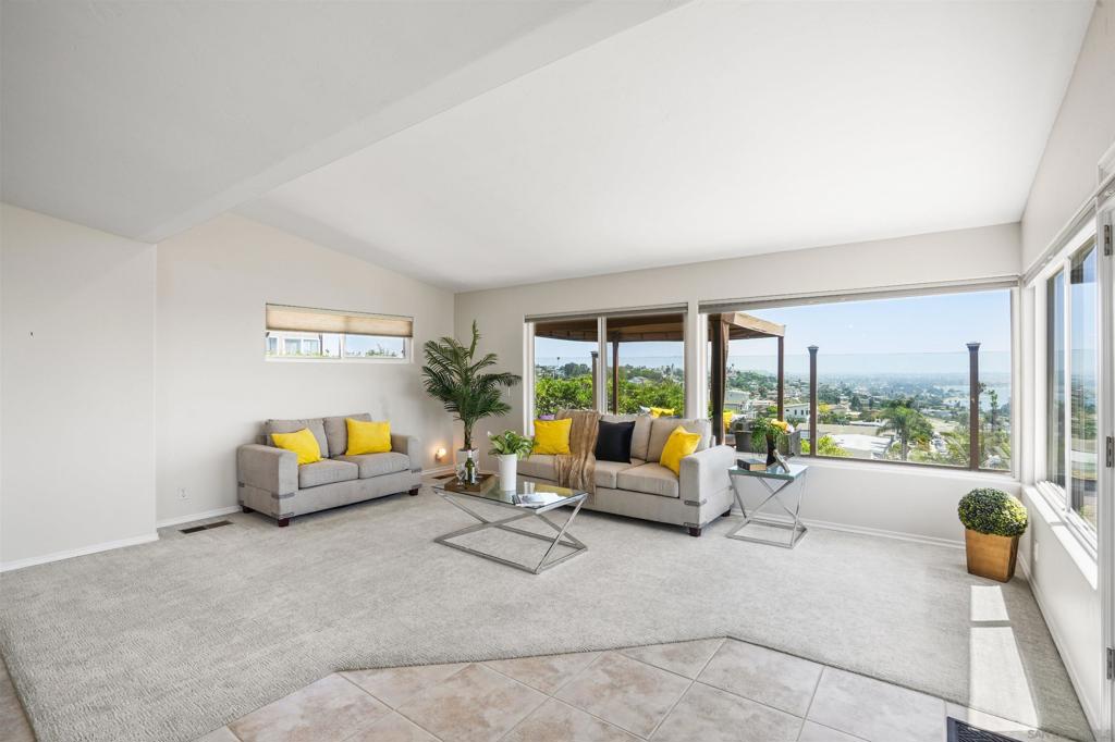 MLS #250035696SD image #5