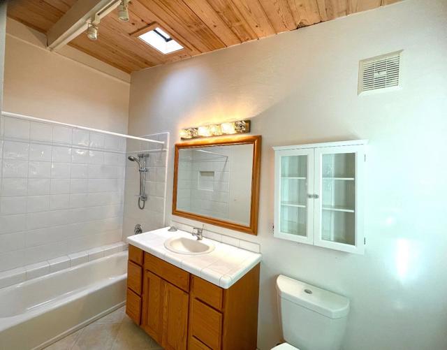 507 La Honda Drive, Aptos CA: https://media.crmls.org/mediaz/08ebf44a-bd69-4b2e-a02f-a93c09373276.jpg