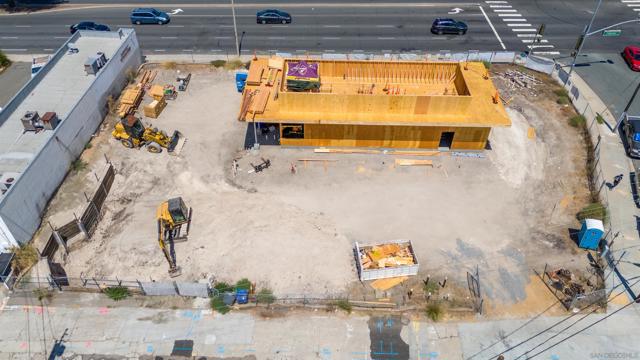 2201 Fletcher Pkwy, El Cajon CA: https://media.crmls.org/mediaz/08ec3995-efb0-4137-a9ec-b0d1eb0de220.jpg