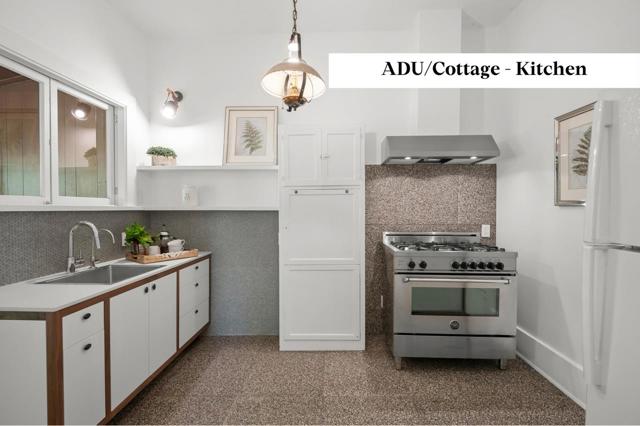 25 Grove Street, Los Gatos CA: https://media.crmls.org/mediaz/08ec5d83-b724-4029-bb00-d10f9ca558a5.jpg