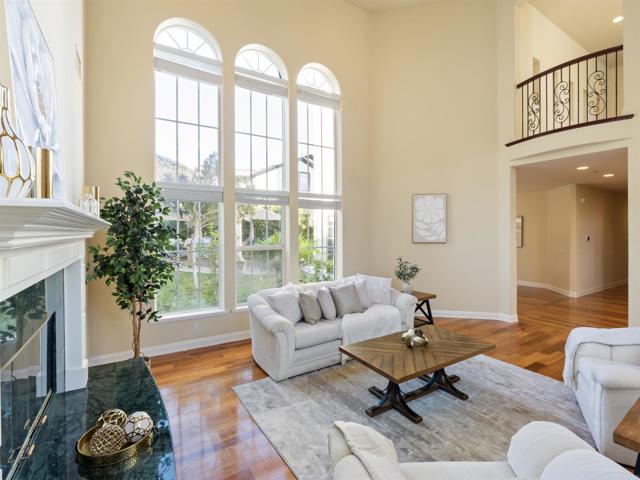 2535 San Clemente Avenue, Vista CA: https://media.crmls.org/mediaz/08ecb33b-9bdf-4730-bc80-a1b188ceabb7.jpg