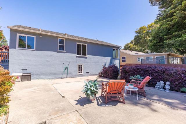 519 Park Boulevard, Millbrae CA: https://media.crmls.org/mediaz/08ed0531-8a5b-4246-b136-dfe91be8dc3f.jpg