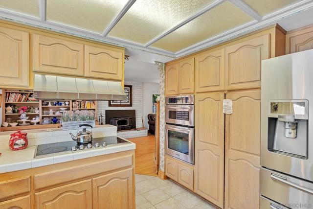 Image 18 of 40 For 11138 Pinehurst Drive
