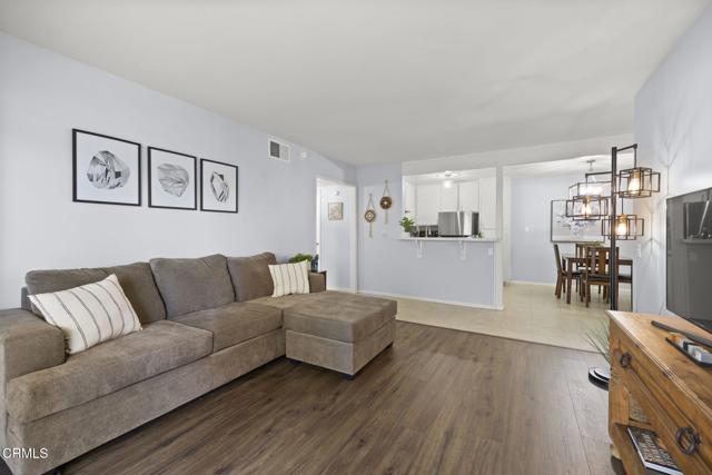 Detail Gallery Image 7 of 21 For 1300 Saratoga Ave #306,  Ventura,  CA 93003 - 2 Beds | 1 Baths