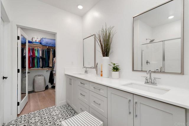 2051 Julie Dawn Place, Escondido CA: https://media.crmls.org/mediaz/08eedc13-f16a-45fd-874e-6a6a7cd28895.jpg