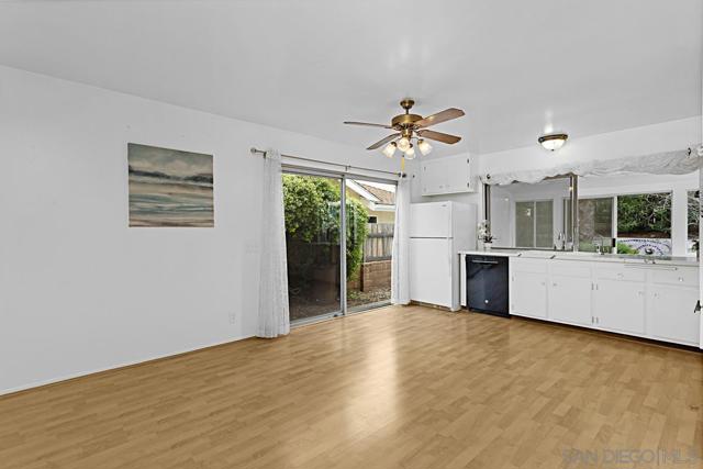 13612 El Mar Ave, Poway CA: https://media.crmls.org/mediaz/08f08282-df36-4a50-9169-8c4fad2bc35c.jpg