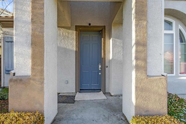 501 Carnaby Rd, Lathrop CA: https://media.crmls.org/mediaz/08f0a3cf-a8d8-4c54-be51-2b7222099fd8.jpg