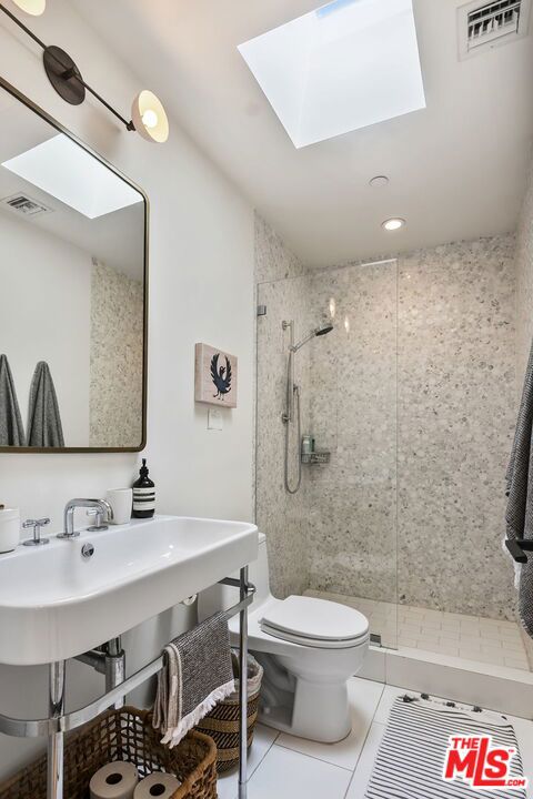 Image 16 of 54 For 2711 2nd Street