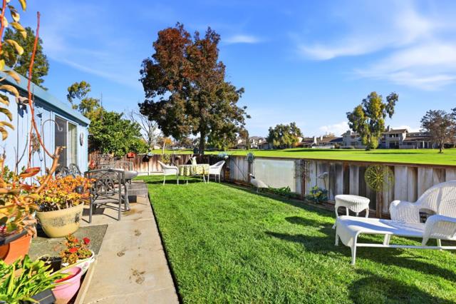 304 Ridgemark Drive, Hollister CA: https://media.crmls.org/mediaz/08f1e7b9-1580-4f29-bdb5-36697ded14cf.jpg