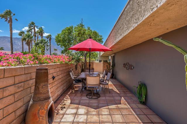 3162 Sunflower N Loop, Palm Springs CA: https://media.crmls.org/mediaz/08f25be9-96b7-4413-96a0-be0c02ae0620.jpg